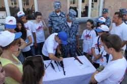 Սփյուռքահայ երեխաները հյուրընկալվեցին ՀՀ ոստիկանության զորքերի թիվ 1033 զորամասում