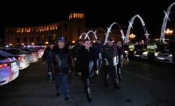 Полиция перешла на усиленный режим несения службы. Наряд на площади Республики (ВИДЕО, ФОТОРЯД)